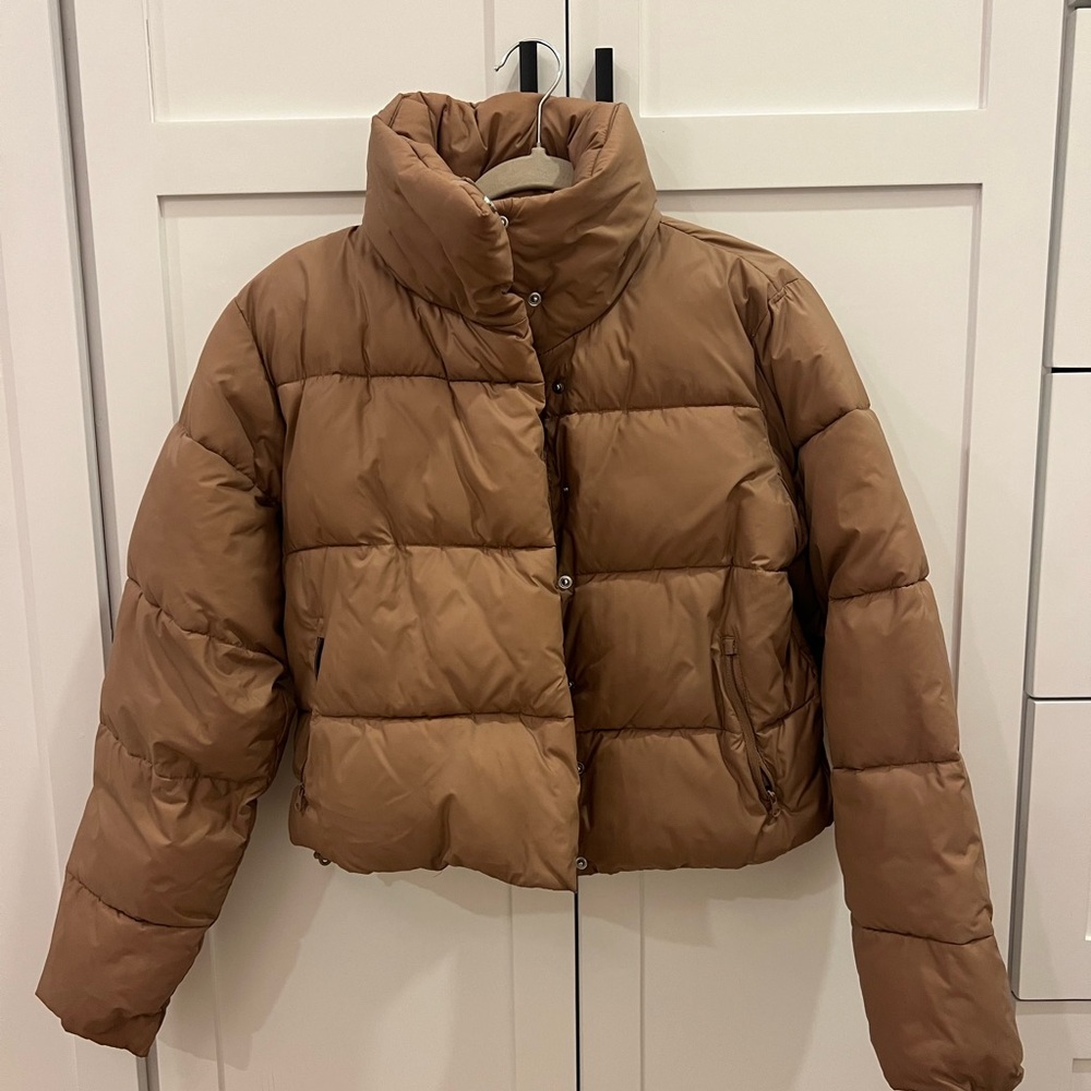 ALO Yoga Tan Puffer Jacket